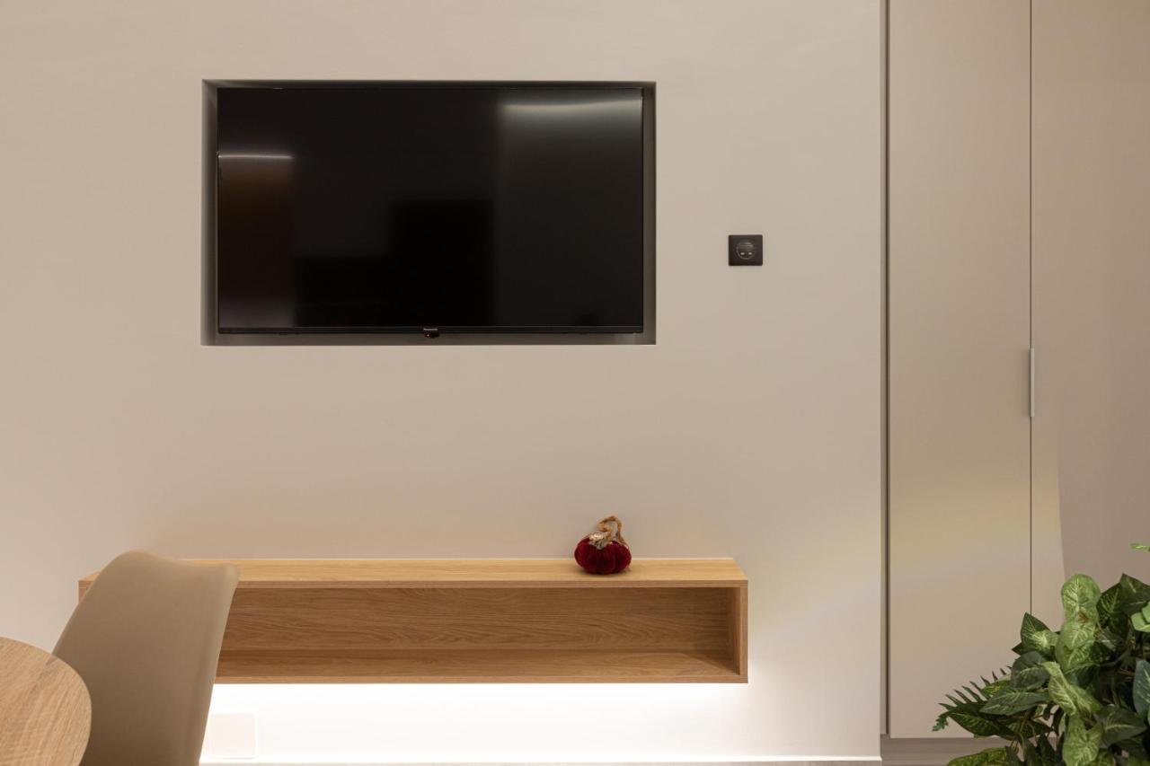 Billmar Luxury Apartment In The Center Of Gythio Exterior foto